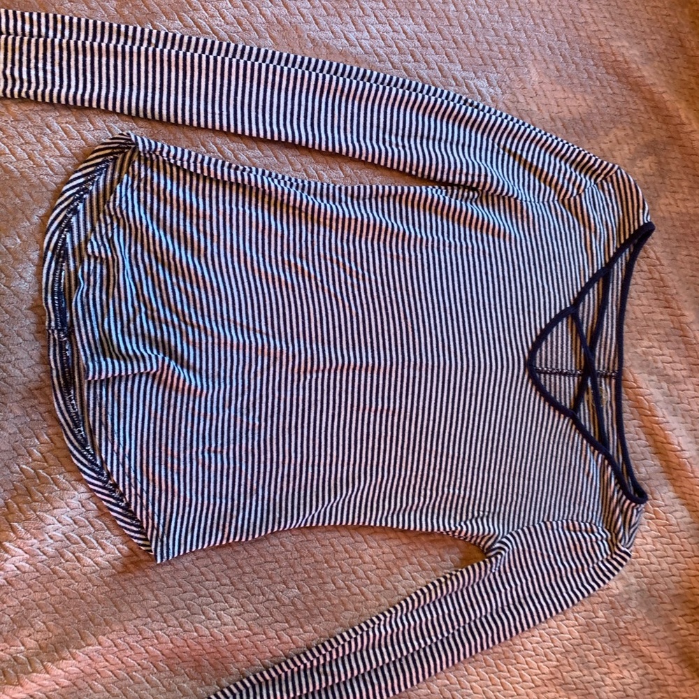 Stripped long sleeve shirt